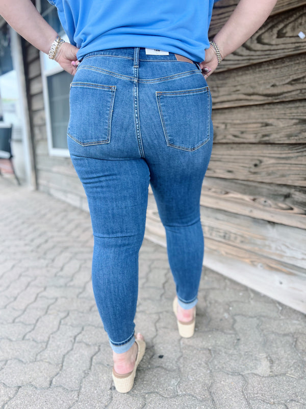 Curvy Ridley's High Rise Skinny Jeans