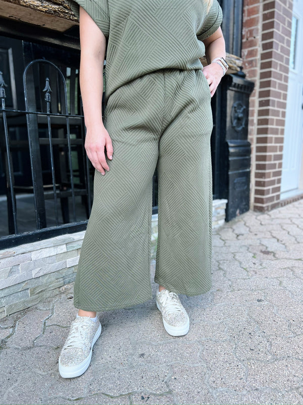 Olive Quilted Textured Cropped Lounge Pants