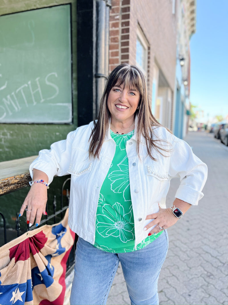 Curvy white denim jacket with pearls