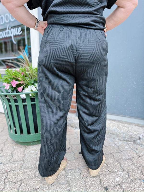 Curvy Black Textured Lounge Pants