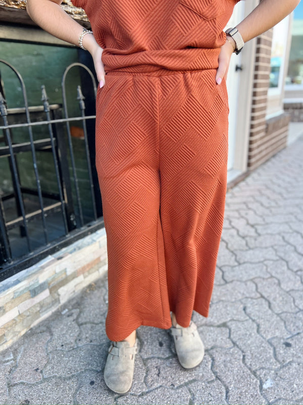 Rust Textured Wide Leg Cropped Pants