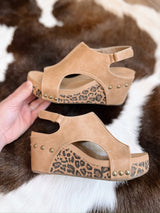 Niko's Taupe Leopard Sandals with Heel