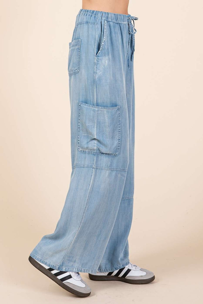 Washed Chambray Pants with Front Slant Pockets