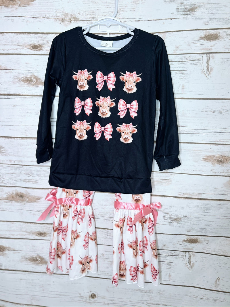 Kids Highland Cow and Bow Sweatshirt and Leggings Set